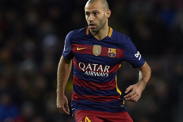 BARCELONA, SPAIN - JANUARY 06: Javier Mascherano of Barcelona in action during the Copa del Rey Round of 16 match between FC Barcelona and Real CD Espanyol at Camp Nou on January 6, 2016 in Barcelona, Spain. (Photo by Manuel Queimadelos Alonso/Getty Images)