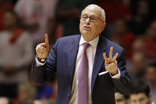 Southern Methodist coach Larry Brown signals his players during an NCAA college basketball game against Houston Monday, Feb. 1, 2016, in Houston. Houston won 71-68 for an upset. (AP Photo/Pat Sullivan)