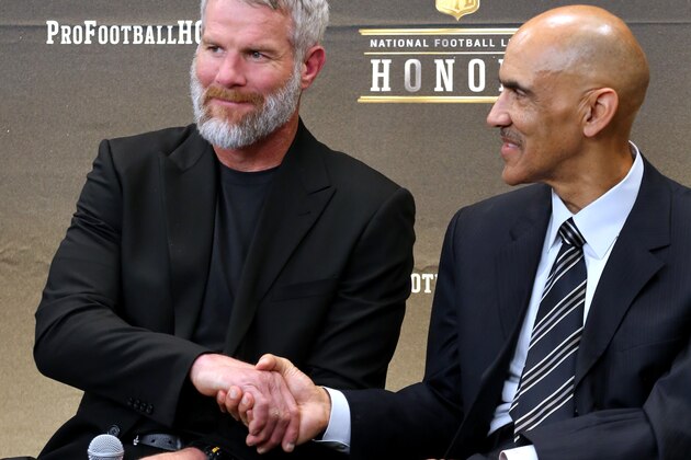 Former NFL players Brett Favre, left, and Tony Dungy, who will be inducted into the Pro Football Hall of Fame class of 2016, speak in the Hall of Fame press room at the the 5th annual NFL Honors at the Bill Graham Civic Auditorium on Saturday, Feb. 6, 2016, in San Francisco. (Photo by Jack Dempsey/Invision for NFL/AP Images)