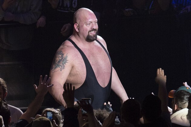 COLOGNE, GERMANY - FEBRUARY 11: Big Show during WWE Road to WrestleMania at the Lanxess Arena on February 11, 2016 in Cologne, Germany. (Photo by Marc Pfitzenreuter/Getty Images)