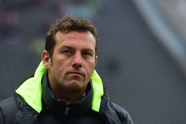 Augsburg's head coach Markus Weinzierl prior to the German first division football Bundesliga match Hertha Berlin vs Augsburg, in Berlin, on January 23, 2016. / AFP / John MACDOUGALL        (Photo credit should read JOHN MACDOUGALL/AFP/Getty Images)