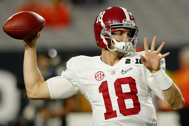 GLENDALE, AZ - JANUARY 11:  Cooper Bateman #18 of the Alabama Crimson Tide warms up prior to the 2016 College Football Playoff National Championship Game against the Clemson Tigers at University of Phoenix Stadium on January 11, 2016 in Glendale, Arizona.  (Photo by Kevin C. Cox/Getty Images)