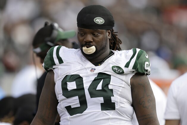 New York Jets nose tackle Damon Harrison (94) walks on the sideline during the second half of an NFL football game against the Oakland Raiders in Oakland, Calif., Sunday, Nov. 1, 2015. (AP Photo/Ben Margot)