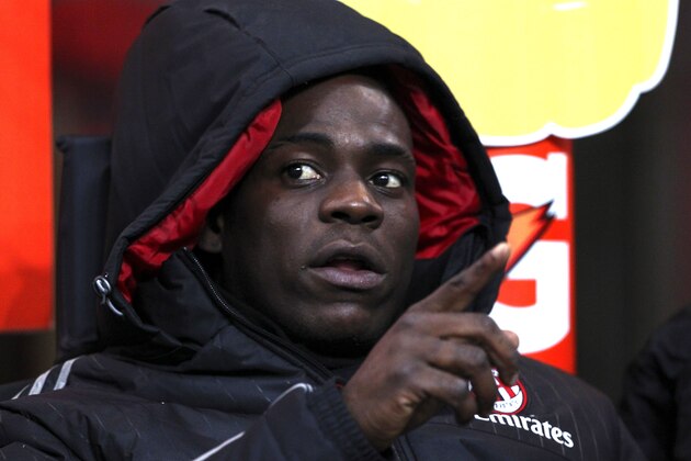 MILAN, ITALY - JANUARY 13:  Mario Balotelli of AC Milan looks on before the TIM Cup match between AC Milan and Carpi FC at Stadio Giuseppe Meazza on January 13, 2016 in Milan, Italy.  (Photo by Marco Luzzani/Getty Images)