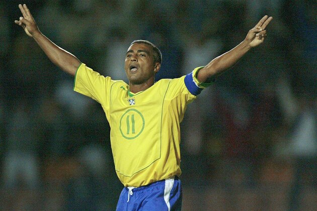 SAO PAULO, BRAZIL:  Brazilian soccer star Romario celebrates his goal during a friendly match against Guatemala in his retiring homage, 27 April 2005 at Pacaembu stadium, in Sao Paulo, Brazil.         AFP PHOTO/Mauricio LIMA  (Photo credit should read MAURICIO LIMA/AFP/Getty Images)
