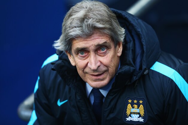 MANCHESTER, ENGLAND - FEBRUARY 14: Manuel Pellegrini, Manager of Manchester City looks on during the Barclays Premier League match between Manchester City and Tottenham Hotspur at Etihad Stadium on February 14, 2016 in Manchester, England.  (Photo by Clive Brunskill/Getty Images)