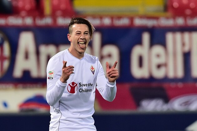 Fiorentina's forward from Italy Federico Bernardeschi celebrates after scoring during the Italian Serie A football match Bologna vs Fiorentina at 'Renato Dall'Ara' Stadium in Bologna on Febrauary 6, 2016.  / AFP / GIUSEPPE CACACE        (Photo credit should read GIUSEPPE CACACE/AFP/Getty Images)