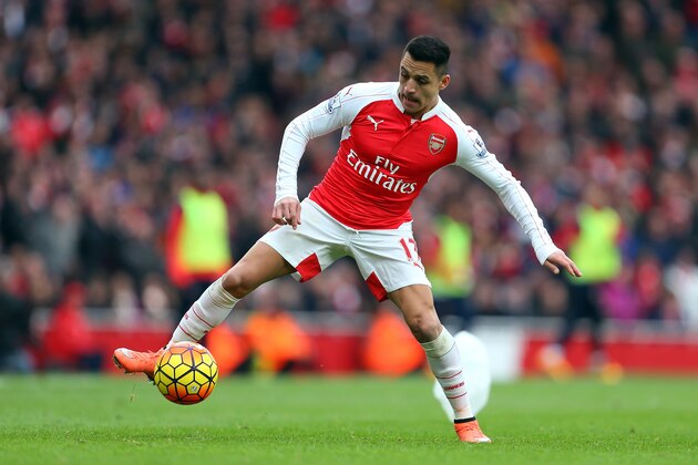 LONDON, ENGLAND - FEBRUARY 14 :  Alexis Sanchez of Arsenal during the Barclays Premier League match between Arsenal and Leicester City at the Emirates Stadium on February 14, 2016 in London, England.  (Photo by Catherine Ivill - AMA/Getty Images)