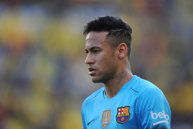 LAS PALMAS, SPAIN - FEBRUARY 20:  Neymar of FC Barcelona looks on during the La Liga match between UD Las Palmas and FC Barcelona at Estadio Gran Canaria on February 20, 2016 in Las Palmas, Spain.  (Photo by Denis Doyle/Getty Images)