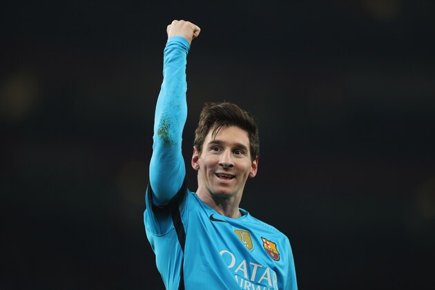 LONDON, ENGLAND - FEBRUARY 23:  Lionel Messi of Barcelona celebrates scoring his second goal during the UEFA Champions League round of 16 first leg match between Arsenal and Barcelona on February 23, 2016 in London, United Kingdom.  (Photo by Paul Gilham/Getty Images)