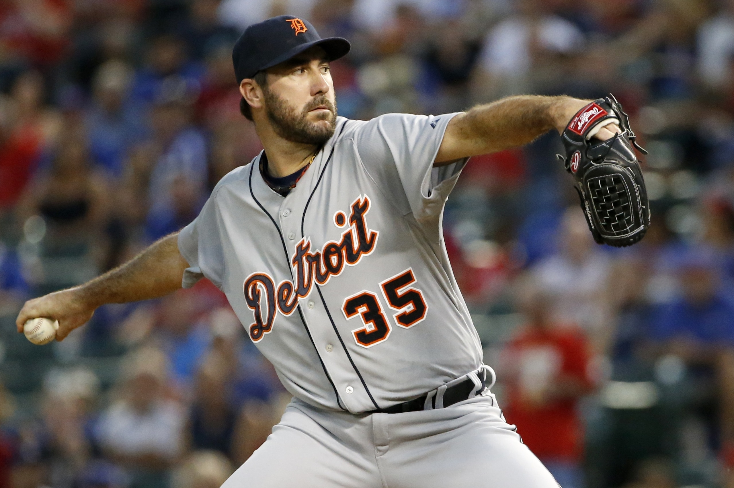 Detroit Tigers starting pitcher Justin Verlander (35) works against the Texas Rangers in the first inning of a baseball game Monday Sept. 28, 2015, in Arlington, Texas. (AP Photo/Ron Jenkins) Detroit Tigers starting pitcher Justin Verlander (35) works against the Texas Rangers in the first inning of a baseball game Monday Sept. 28, 2015, in Arlington, Texas. (AP Photo/Ron Jenkins)