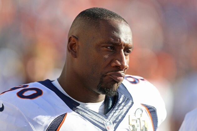 Denver Broncos' Antonio Smith #90 is seen before the NFL Super Bowl 50 football game Sunday, Feb. 7, 2016, in Santa Clara, Calif.  (AP Photo/Gregory Payan)