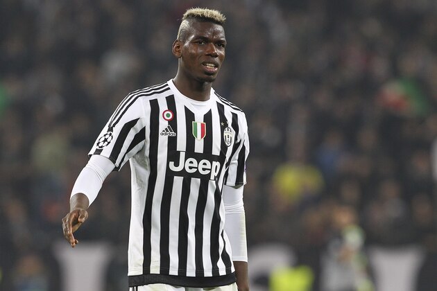 TURIN, ITALY - FEBRUARY 23:  Paul Pogba of Juventus FC looks on during the UEFA Champions League Round of 16 first leg match between Juventus and FC Bayern Muenchen at Juventus Arena on February 23, 2016 in Turin, Italy.  (Photo by Marco Luzzani/Getty Images)