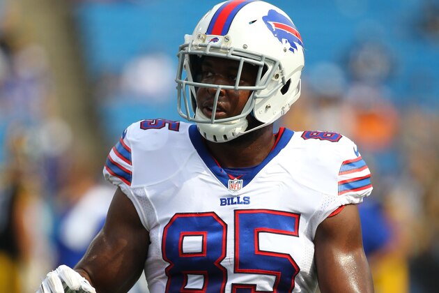 Buffalo Bills tight end Charles Clay warms up before a preseason NFL football game against the Pittsburgh Steelers on Saturday, Aug. 29, 2015, in Orchard Park, N.Y. (AP Photo/Bill Wippert)