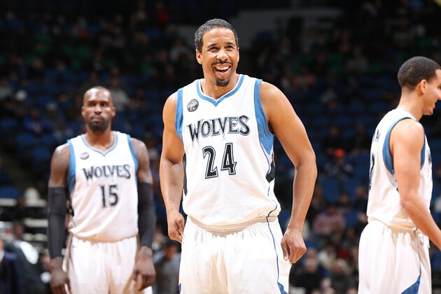 MINNEAPOLIS, MN - JANUARY 10:  Andre Miller #24 of the Minnesota Timberwolves stands on the court against the Dallas Mavericks on January 10, 2016 at Target Center in Minneapolis, Minnesota. NOTE TO USER: User expressly acknowledges and agrees that, by downloading and or using this Photograph, user is consenting to the terms and conditions of the Getty Images License Agreement. Mandatory Copyright Notice: Copyright 2016 NBAE (Photo by David Sherman/NBAE via Getty Images)