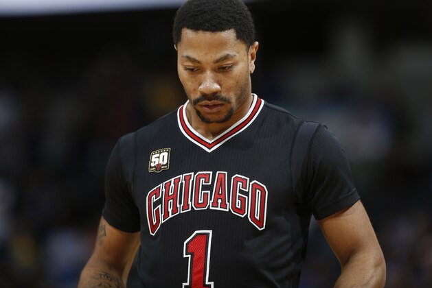 Chicago Bulls guard Derrick Rose (1) in the first half of an NBA basketball game Friday, Feb. 5, 2016, in Denver. (AP Photo/David Zalubowski)
