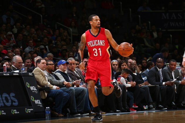 WASHINGTON, DC -  FEBRUARY 23: Bryce Dejean-Jones #31 of the New Orleans Pelicans handles the ball against the Washington Wizards on February 23, 2016 at Verizon Center in Washington, DC. NOTE TO USER: User expressly acknowledges and agrees that, by downloading and or using this Photograph, user is consenting to the terms and conditions of the Getty Images License Agreement. Mandatory Copyright Notice: Copyright 2016 NBAE (Photo by Ned Dishman/NBAE via Getty Images)