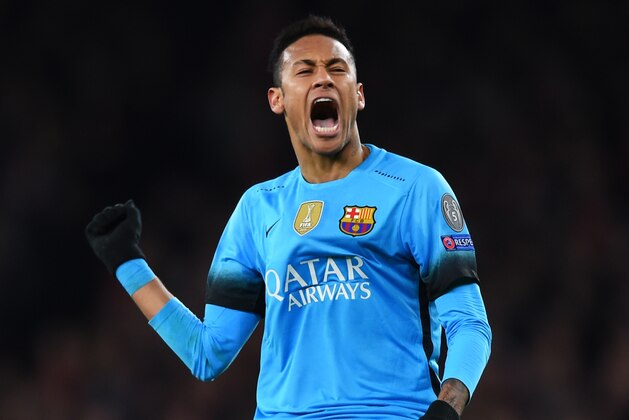 LONDON, ENGLAND - FEBRUARY 23:  Neymar of Barcelona reacts during the UEFA Champions League round of 16, first leg match between Arsenal FC and FC Barcelona at the Emirates Stadium on February 23, 2016 in London, United Kingdom.  (Photo by Shaun Botterill/Getty Images)