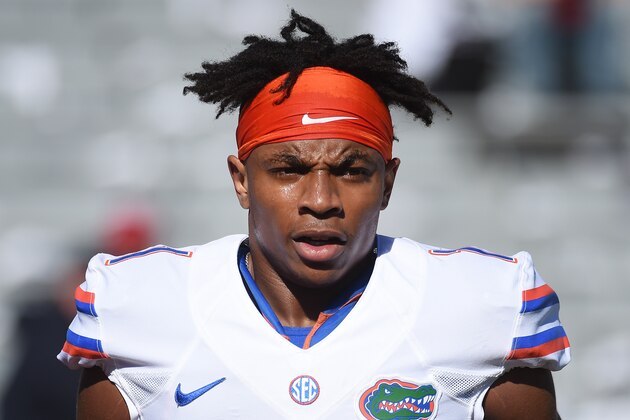 Florida defensive back Vernon Hargreaves III (1) warms up before an NCAA college football game against South Carolina, Saturday, Nov. 14, 2015, in Columbia, S.C. Florida won 24-14. (AP Photo/Rainier Ehrhardt)