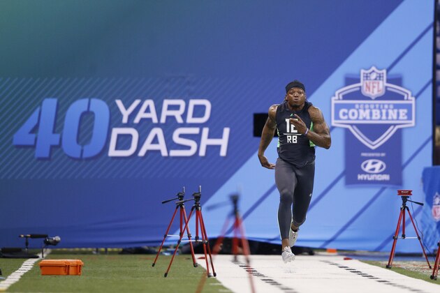INDIANAPOLIS, IN - FEBRUARY 26: Running back Derrick Henry of Alabama runs the 40-yard dash during the 2016 NFL Scouting Combine at Lucas Oil Stadium on February 26, 2016 in Indianapolis, Indiana. (Photo by Joe Robbins/Getty Images)