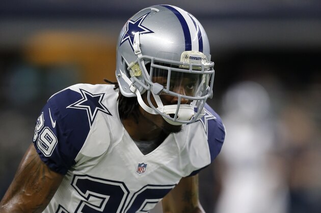 Dallas Cowboys' Brandon Carr (39) participates in warm up drills before an NFL football game against the Carolina Panthers on Thursday, Nov. 26, 2015, in Arlington, Texas. (AP Photo/Brandon Wade)