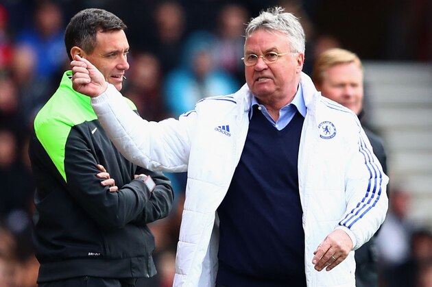 SOUTHAMPTON, ENGLAND - FEBRUARY 27: Guus Hiddink interim manager of Chelsea appeals to the fourth official during the Barclays Premier League match between Southampton and Chelsea at St Mary's Stadium on February 27, 2016 in Southampton, England.  (Photo by Clive Rose/Getty Images)
