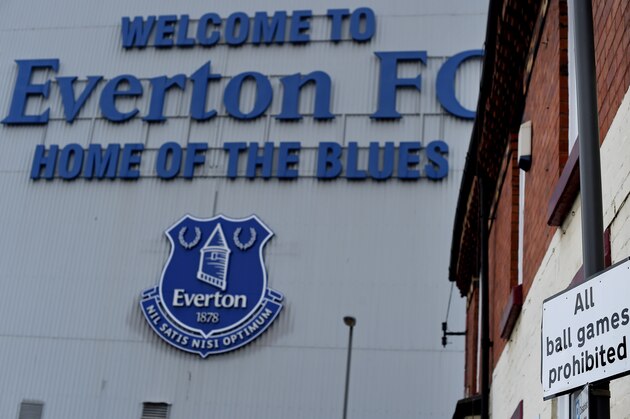 The Everton logo sits outside Goodison Park stadium ahead of the English Premier League football match between Everton and Chelsea in Liverpool, north-west England on September 12, 2015. AFP PHOTO / PAUL ELLIS  RESTRICTED TO EDITORIAL USE. No use with unauthorized audio, video, data, fixture lists, club/league logos or 'live' services. Online in-match use limited to 75 images, no video emulation. No use in betting, games or single club/league/player publications.        (Photo credit should read PAUL ELLIS/AFP/Getty Images)