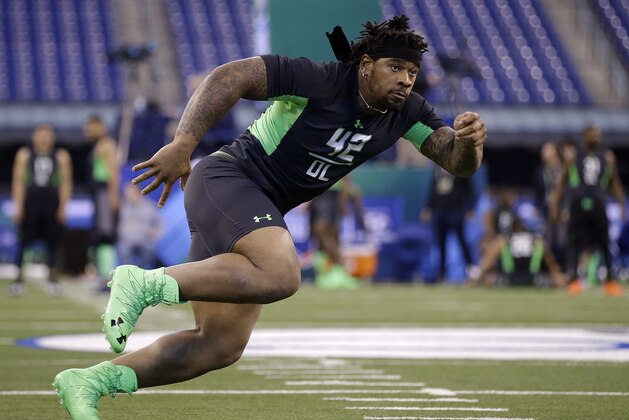 Mississippi defensive lineman Robert Nkemdiche runs a drill at the NFL football scouting combine on Sunday, Feb. 28, 2016, in Indianapolis. (AP Photo/Darron Cummings) Mississippi defensive lineman Robert Nkemdiche runs a drill at the NFL football scouting combine on Sunday, Feb. 28, 2016, in Indianapolis. (AP Photo/Darron Cummings)
