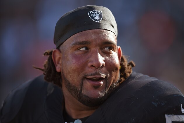 OAKLAND, CA - OCTOBER 11:  Donald Penn #72 of the Oakland Raiders looks on from the sidelines against the Denver Broncos during the fourth quarter at the O.co Coliseum on October 11, 2015 in Oakland, California.  (Photo by Thearon W. Henderson/Getty Images)