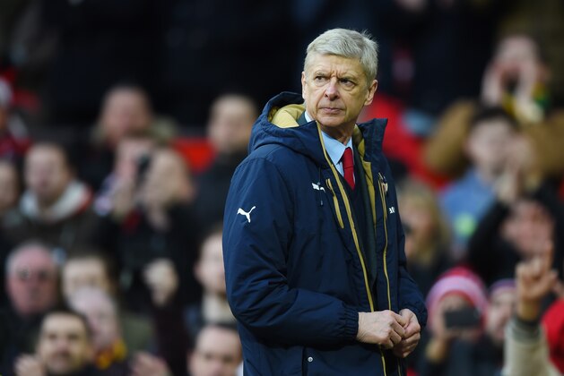 MANCHESTER, ENGLAND - FEBRUARY 28: Arsene Wenger, Manager of Arsenal walks back to the dressing room after the Barclays Premier League match between Manchester United and Arsenal at Old Trafford on February 28, 2016 in Manchester, England. (Photo by Shaun Botterill/Getty Images) MANCHESTER, ENGLAND - FEBRUARY 28: Arsene Wenger, Manager of Arsenal walks back to the dressing room after the Barclays Premier League match between Manchester United and Arsenal at Old Trafford on February 28, 2016 in Manchester, England. (Photo by Shaun Botterill/Getty Images)