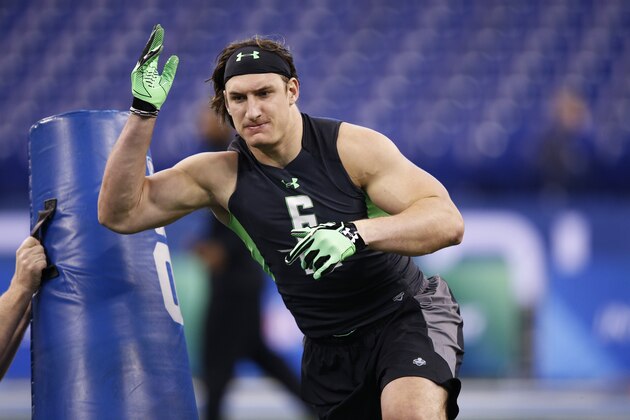 INDIANAPOLIS, IN - FEBRUARY 28: Defensive lineman Joey Bosa of Ohio State participates in a drill during the 2016 NFL Scouting Combine at Lucas Oil Stadium on February 28, 2016 in Indianapolis, Indiana. (Photo by Joe Robbins/Getty Images)