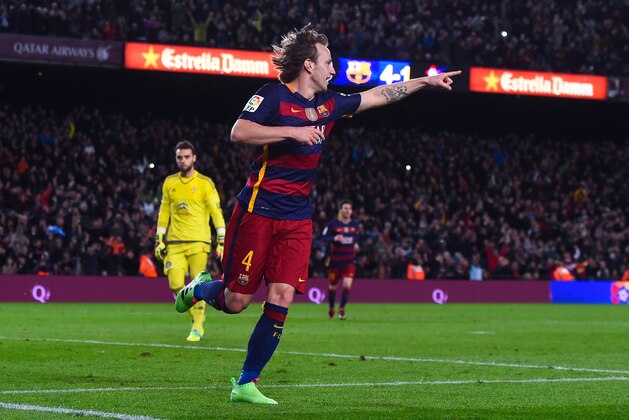 BARCELONA, SPAIN - FEBRUARY 14:  Ivan Rakitic of FC Barcelona celebrates after scoring his team's fifth goal during the La Liga match between FC Barcelona and Celta Vigo at Camp Nou on February 14, 2016 in Barcelona, Spain.  (Photo by David Ramos/Getty Images)