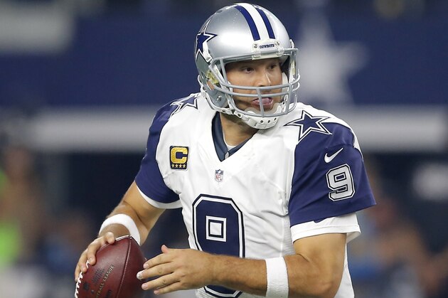 Dallas Cowboys' Tony Romo (9) drops back to pass during an NFL football game against the Carolina Panthers, Thursday, Nov. 26, 2015, in Arlington, Texas. (AP Photo/Brandon Wade)