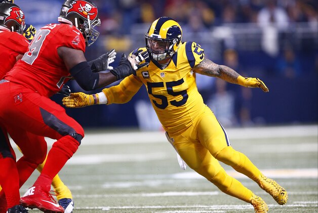 St. Louis Rams middle linebacker James Laurinaitis (55) takes up his position during the first quarter of an NFL football game against the Tampa Bay Buccaneers on Thursday, Dec. 17, 2015, in St. Louis. (AP Photo/Billy Hurst)