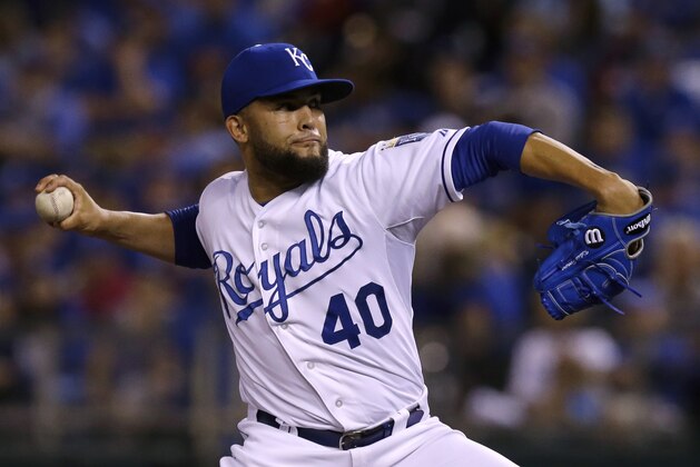 Kansas City Royals relief pitcher Kelvin Herrera throws during the seventh inning in Game 1 of baseball's American League Division Series against the Houston Astros, Thursday, Oct. 8, 2015, in Kansas City, Mo. (AP Photo/Orlin Wagner)