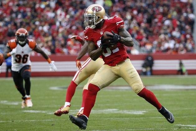 San Francisco 49ers wide receiver Anquan Boldin (81) runs against the Cincinnati Bengals during the first half of an NFL football game in Santa Clara, Calif., Sunday, Dec. 20, 2015. (AP Photo/Tony Avelar)