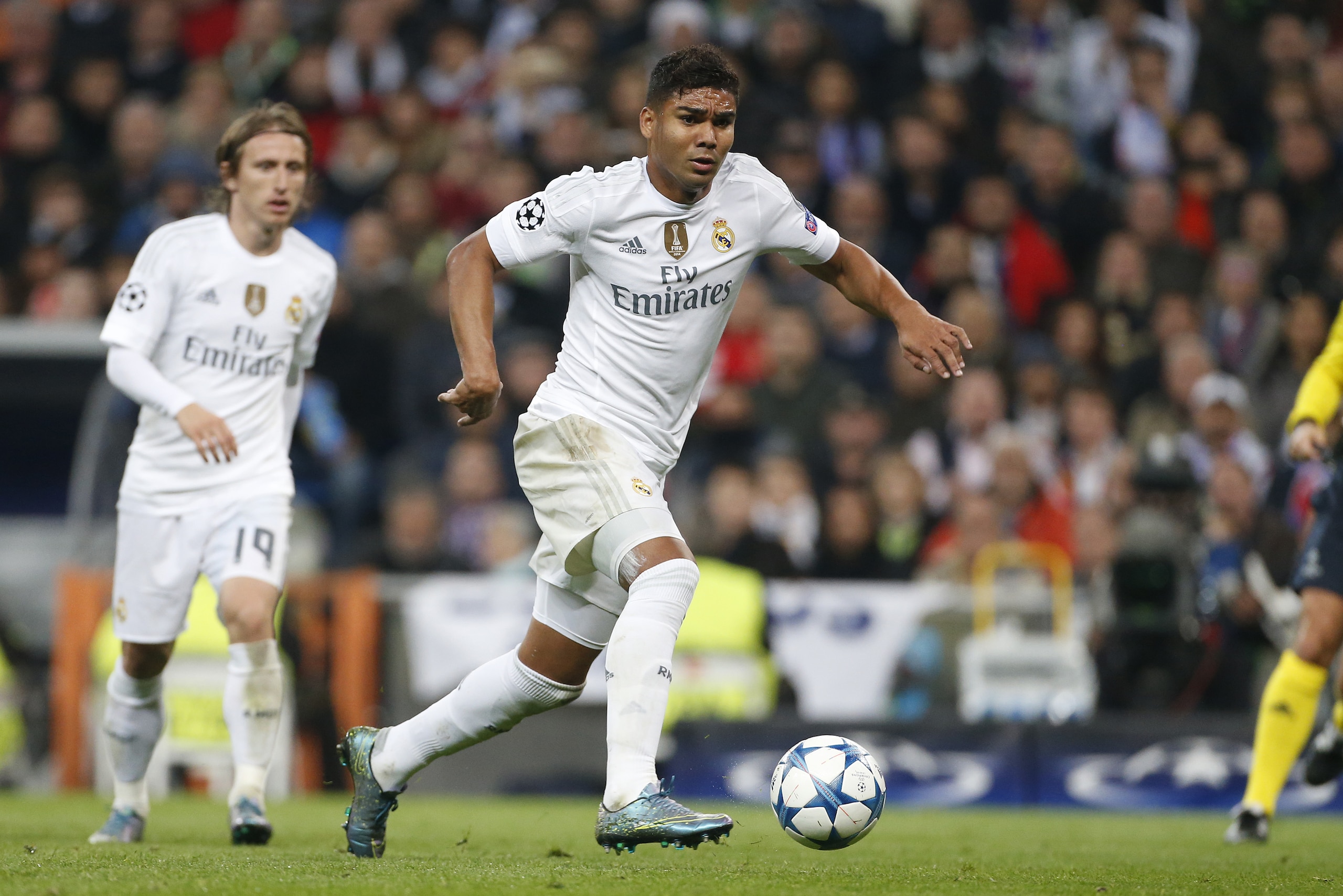 MADRID, SPAIN - NOVEMBER 3: Casemiro of Real Madrid in action during the UEFA Champions League match between Real Madrid and Paris Saint-Germain (PSG) at Santiago Bernabeu stadium on November 3, 2015 in Madrid, Spain. (Photo by Jean Catuffe/Getty Images)