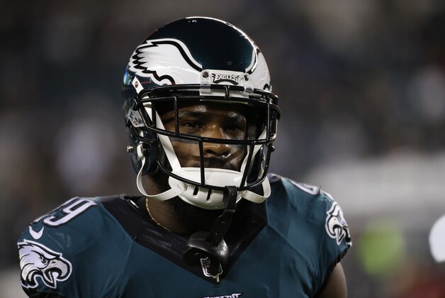 Philadelphia Eagles' DeMarco Murray walks the field before an NFL football game against the Washington Redskins, Saturday, Dec. 26, 2015, in Philadelphia.  (AP Photo/Michael Perez)