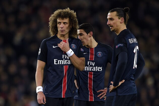 (LtoR) Paris Saint-Germain's Brazilian defender David Luiz, Paris Saint-Germain's Argentinian forward Angel Di Maria and Paris Saint-Germain's Swedish forward Zlatan Ibrahimovic are pictured during the Champions League round of 16 first leg football match between Paris Saint-Germain (PSG) and Chelsea FC on February 16, 2016, at the Parc des Princes stadium in Paris.   AFP PHOTO / FRANCK FIFE / AFP / FRANCK FIFE        (Photo credit should read FRANCK FIFE/AFP/Getty Images)