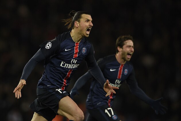 Paris Saint-Germain's Swedish forward Zlatan Ibrahimovic (C) celebrates after scoring a goal during the Champions League round of 16 first leg football match between Paris Saint-Germain (PSG) and Chelsea FC on February 16, 2016, at the Parc des Princes stadium in Paris. AFP PHOTO / FRANCK FIFE / AFP / FRANCK FIFE        (Photo credit should read FRANCK FIFE/AFP/Getty Images)