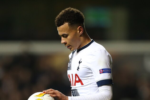 LONDON, ENGLAND - FEBRUARY 25 :  Dele Alli of Tottenham Hotspur bounces the ball during the UEFA Europa League match between Tottenham Hotspur and Fiorentina at White Hart Lane on February 25, 2016 in London, United Kingdom.  (Photo by Catherine Ivill - AMA/Getty Images)