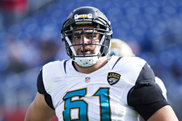 NASHVILLE, TN - DECEMBER 6: Stefen Wisniewski #61 of the Jacksonville Jaguars warming up before a game against the Tennessee Titans at Nissan Stadium on December 6, 2015 in Nashville, Tennessee. The Titans defeated the Jaguars 42-39. (Photo by Wesley Hitt/Getty Images) NASHVILLE, TN - DECEMBER 6: Stefen Wisniewski #61 of the Jacksonville Jaguars warming up before a game against the Tennessee Titans at Nissan Stadium on December 6, 2015 in Nashville, Tennessee. The Titans defeated the Jaguars 42-39. (Photo by Wesley Hitt/Getty Images)