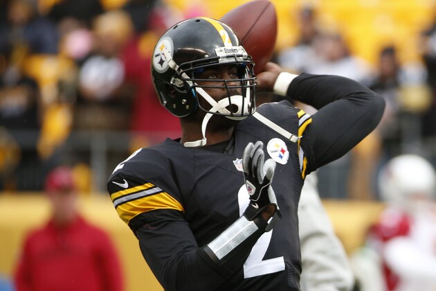 Pittsburgh Steelers quarterback Mike Vick (2) warms up for an NFL football game against the Arizona Cardinals, Sunday, Oct. 18, 2015 in Pittsburgh. (AP Photo/Gene J. Puskar)