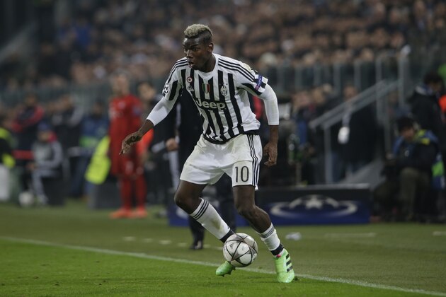 Juventus' Paul Pogba during the Champions League, round of 16, first-leg soccer match between Juventus and Bayern Munich at the Juventus stadium in Turin, Italy, Tuesday, Feb. 23, 2016. (AP Photo/Luca Bruno)