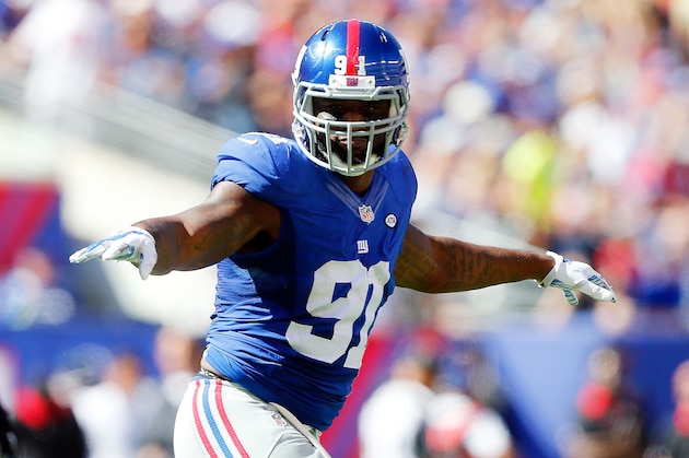 EAST RUTHERFORD, NJ - SEPTEMBER 20:  (NEW YORK DAILIES OUT)    Robert Ayers #91 of the New York Giants in action against the Atlanta Falcons on September 20, 2015 at MetLife Stadium in East Rutherford, New Jersey. The Falcons defeated the Giants 24-20.  (Photo by Jim McIsaac/Getty Images)