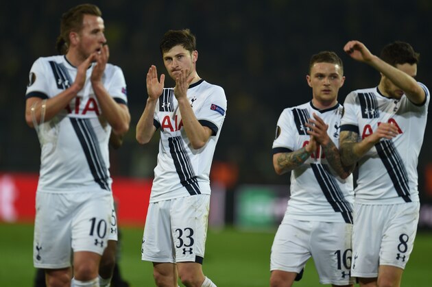 Tottenham´s players react after during the UEFA Europe League Round of 16 first leg football match between Borussia Dortmund and Tottenham Hotspurs in Dortmund , western Germany on March 10, 2016.  / AFP / PATRIK STOLLARZ        (Photo credit should read PATRIK STOLLARZ/AFP/Getty Images)