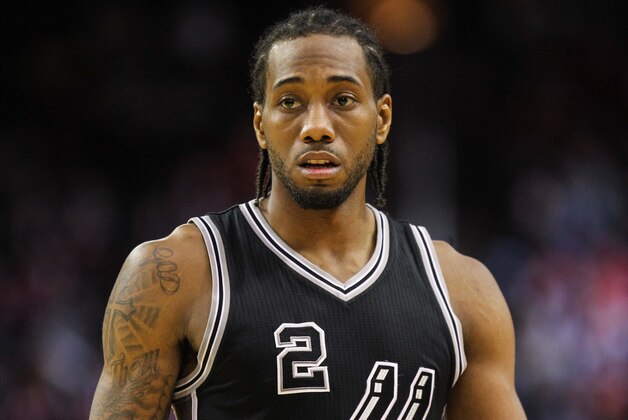 Feb 27, 2016; Houston, TX, USA; San Antonio Spurs forward Kawhi Leonard (2) during the game against the Houston Rockets at Toyota Center. Mandatory Credit: Troy Taormina-USA TODAY Sports