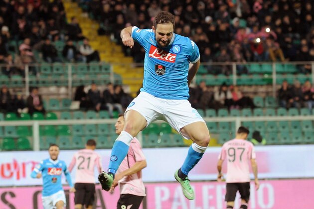 Napoli forward Gonzalo Higuain celebrates after scoring on a penalty kick during the Italian Serie A soccer match between Palermo and Napoli at the Renzo Barbera stadium, in Palermo, Italy, March 13, 2016. (Mike Palazzotto/ANSA via AP Photo) ITALY OUT