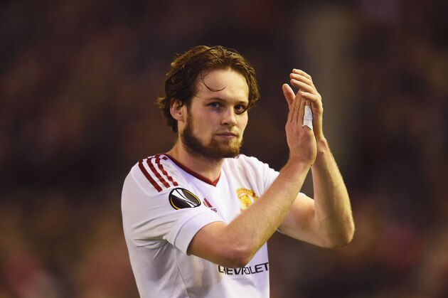 LIVERPOOL, ENGLAND - MARCH 10:  Daley Blind of Manchester United applauds the crowd after the UEFA Europa League Round of 16 first leg match between Liverpool and Manchester United at Anfield on March 10, 2016 in Liverpool, United Kingdom.  (Photo by Laurence Griffiths/Getty Images)