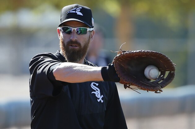 Chicago White Sox's Adam LaRoche catches the baseball as he warms up during a spring training baseball workout Wednesday, Feb. 24, 2016, in Glendale, Ariz. (AP Photo/Ross D. Franklin) Chicago White Sox's Adam LaRoche catches the baseball as he warms up during a spring training baseball workout Wednesday, Feb. 24, 2016, in Glendale, Ariz. (AP Photo/Ross D. Franklin)